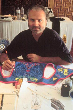 studio pantaleoni versace|gianni versace style.